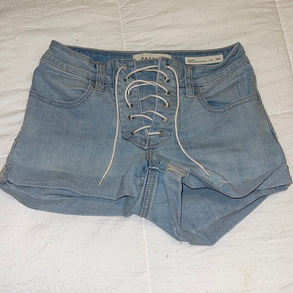 pacsun light wash jean shorts